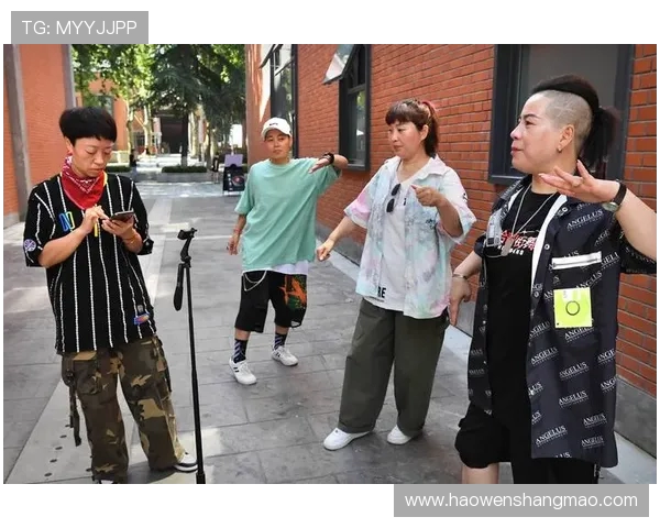 街舞魅力绽放杭州街舞队协作与配合的精彩瞬间