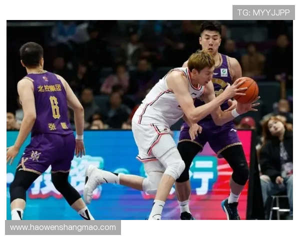 广东男篮与山东队精彩对决视频回顾全场精彩瞬间与战术分析 广东男篮与山东队精彩对决视频回顾全场精彩瞬间与战术分析