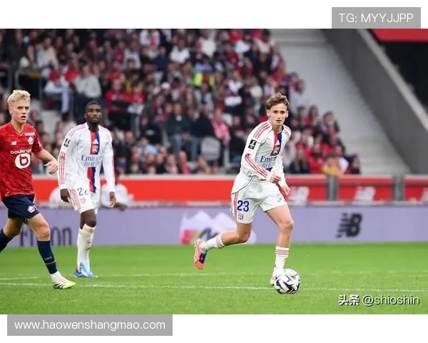 斯旺西迎战巴萨挑战欧洲豪门展现英超球队实力与风采 斯旺西迎战巴萨挑战欧洲豪门展现英超球队实力与风采