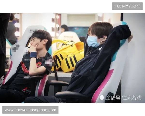 英雄联盟战术剖析：深入探讨FPX战队的进攻策略与执行细节